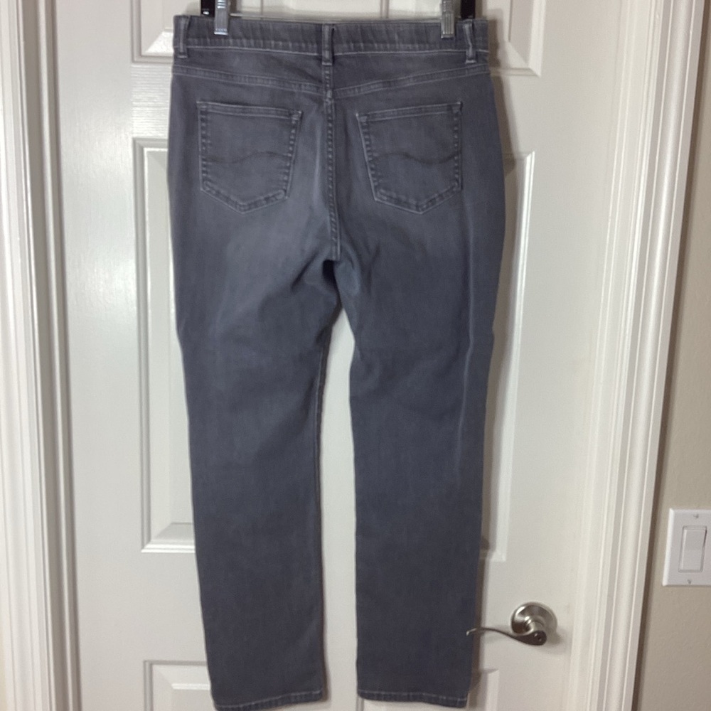 Lee Women's Straight Leg Flex Motion Gray Jeans Sz 12P - Picture 3 of 12